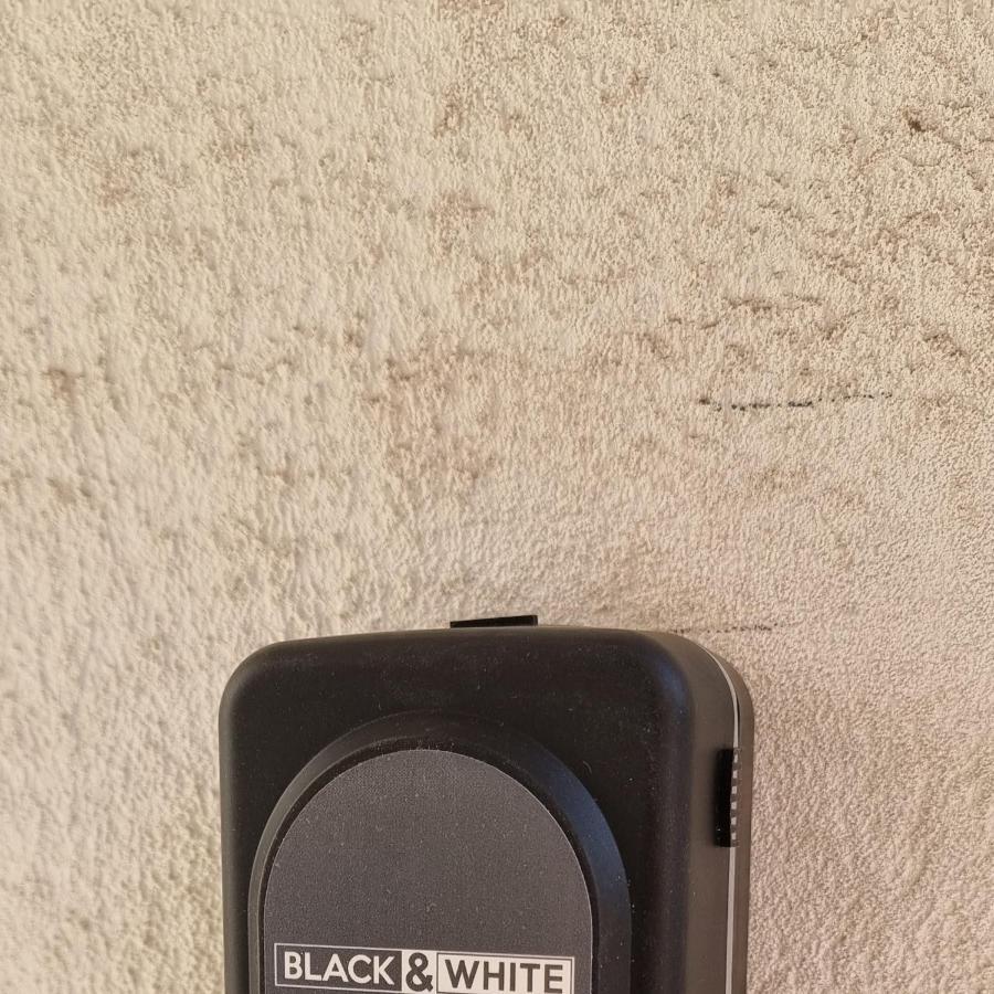 إيغليزياس Black&White Guest House المظهر الخارجي الصورة